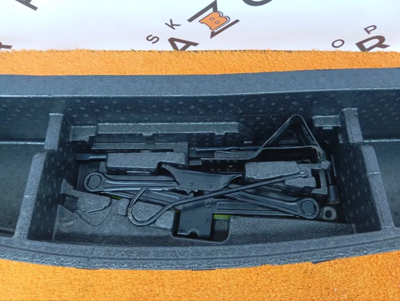 Ящик для инструментов