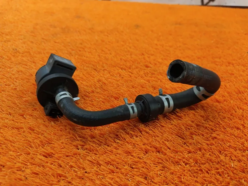 Клапан вентиляции топливного бака