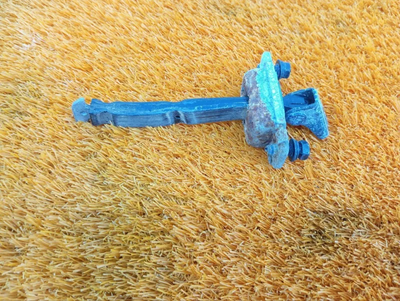 Ограничитель двери