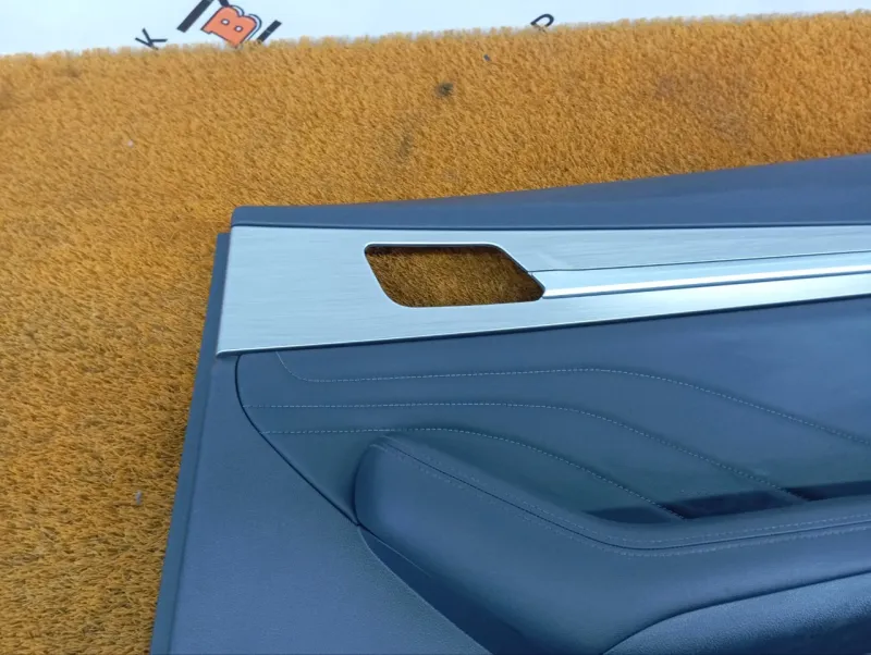 Обшивка двери