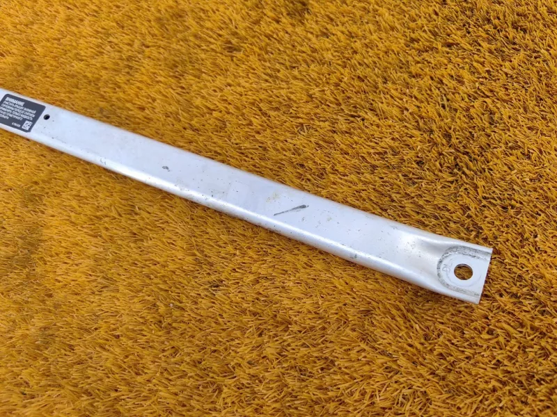 Распорка стоек