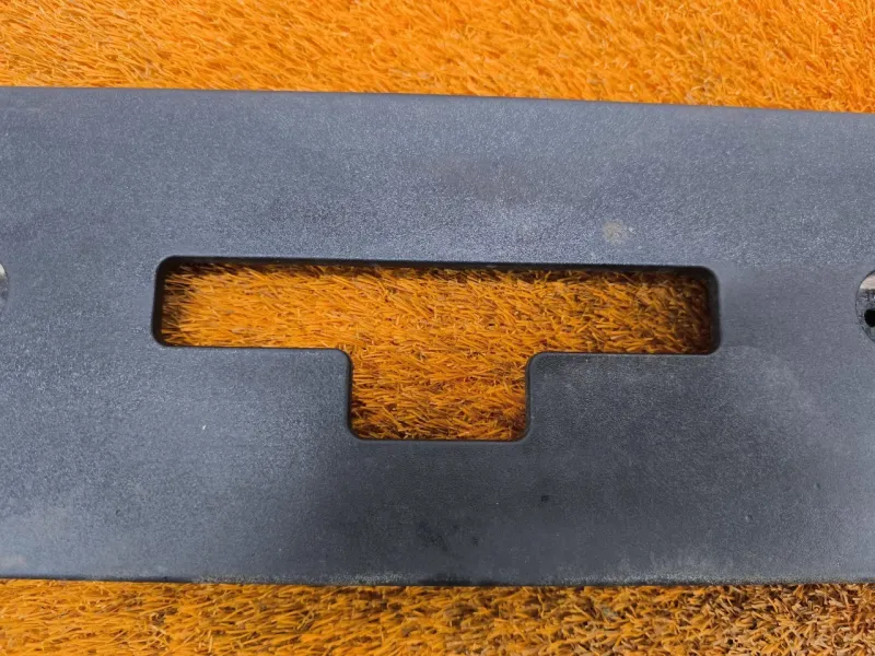 Площадка номерного знака