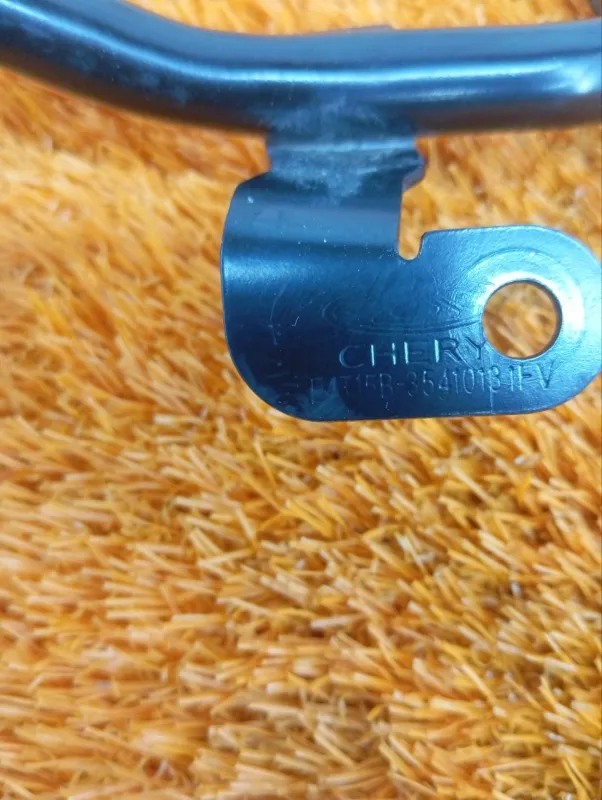 Трубка системы охлаждения