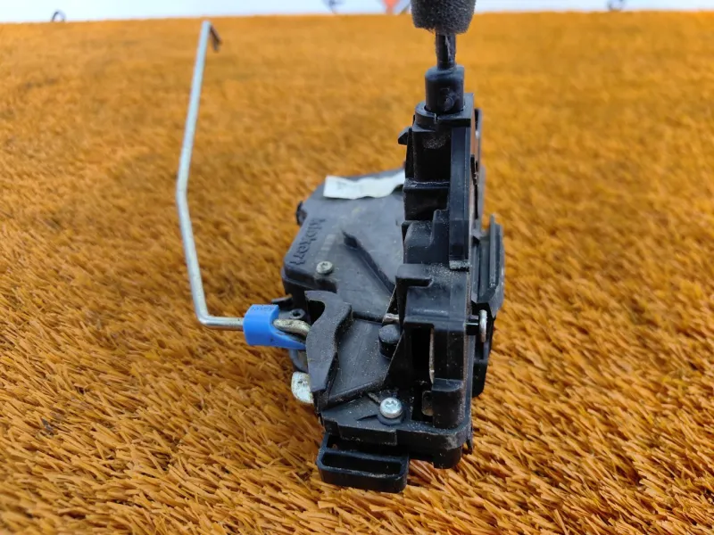 Замок двери