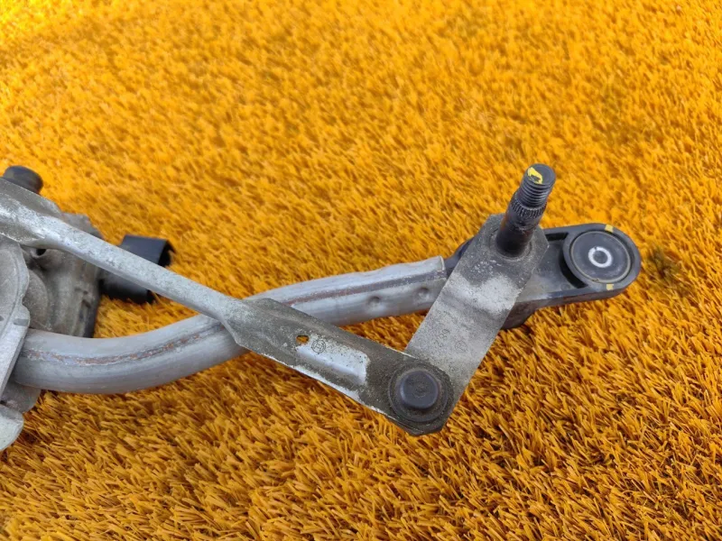 Трапеция дворников