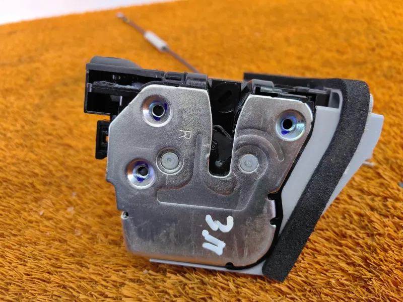 Замок двери