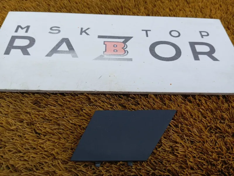 Заглушка двери