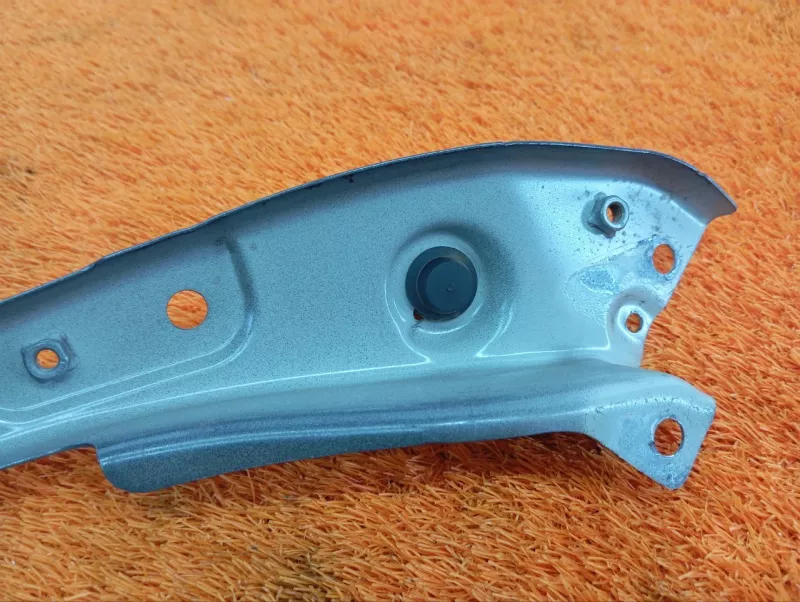 Крепление фары Changan UNI-V 2024 C281F2702093800, переднее левое