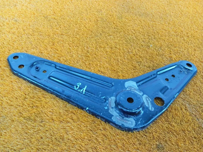 Кронштейн балки