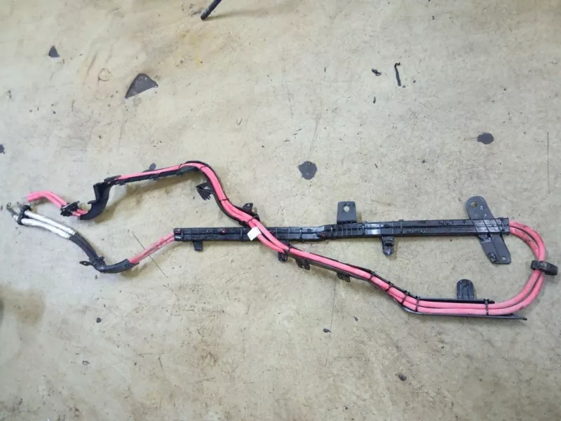 Провод аккумулятора