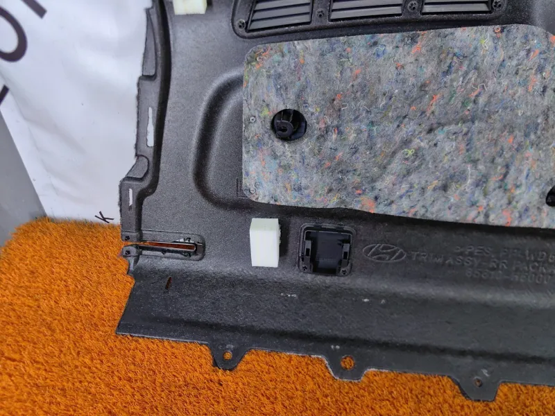 Полка багажника