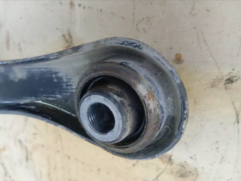 Рычаг подвески