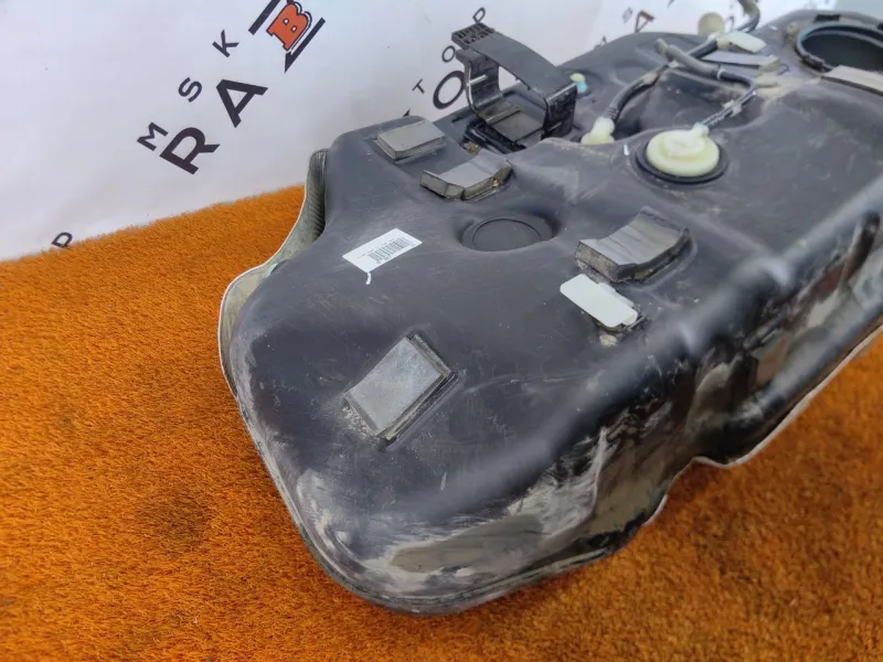 Бак топливный