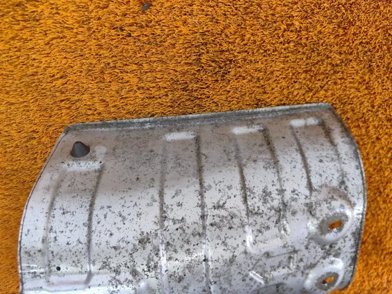 Экран тепловой глушителя