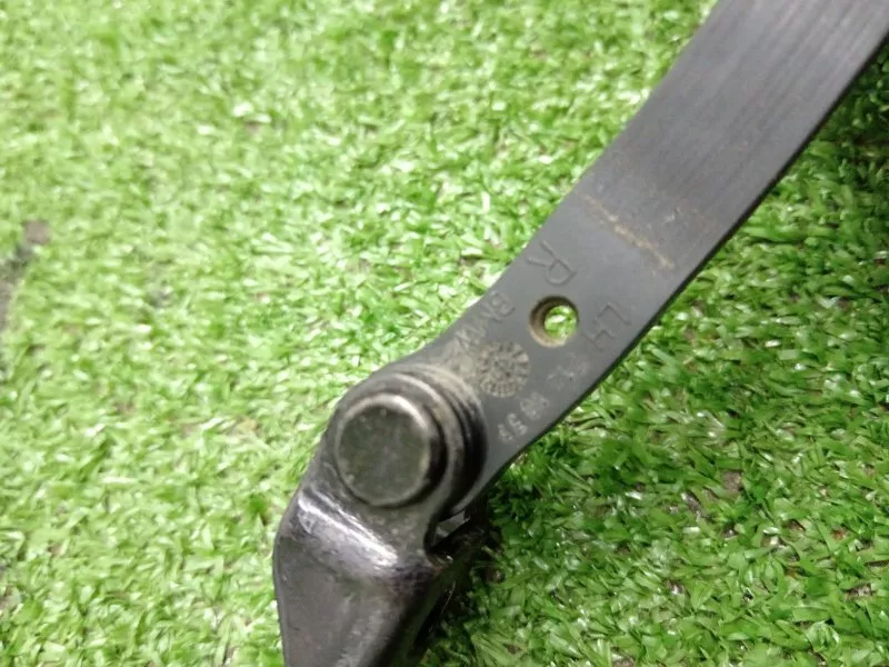 Ограничитель двери