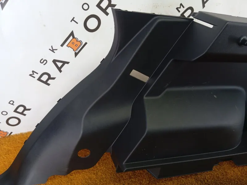 Обшивка багажника