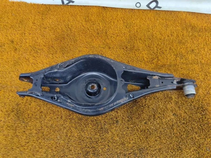 Рычаг подвески