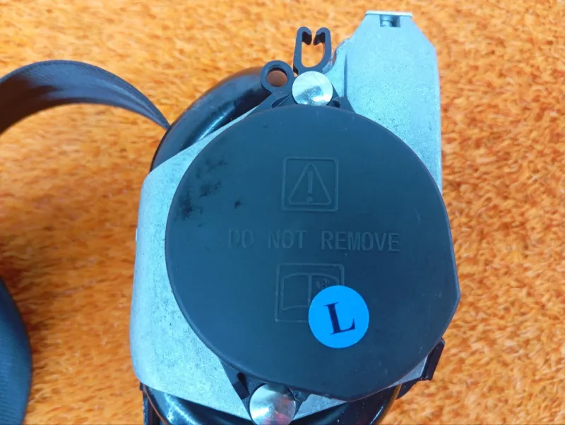 Ремень безопасности