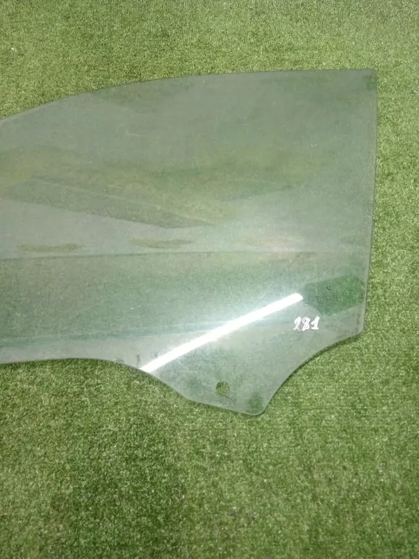 Стекло двери BMW X5 2008 51337137013 E70, переднее левое