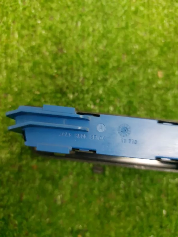 Кнопка памяти сидений