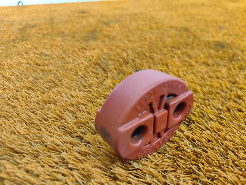 Крепление глушителя