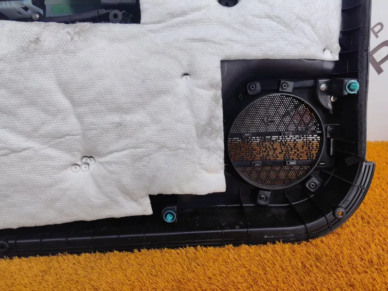 Обшивка двери