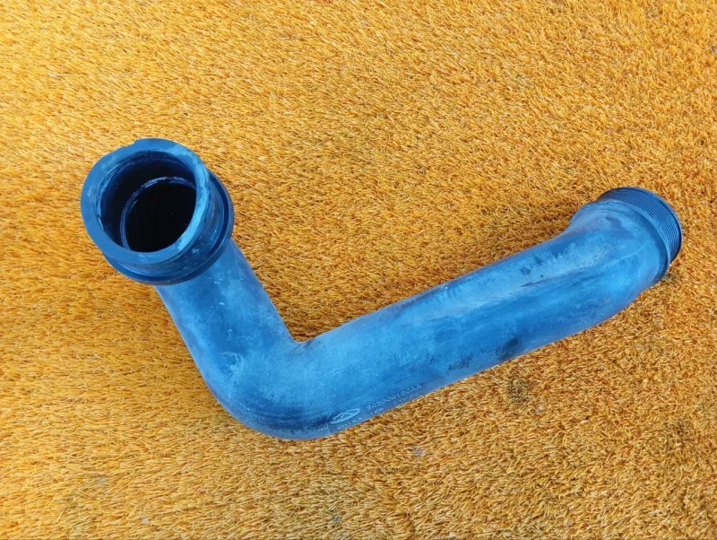 Патрубок интеркулера