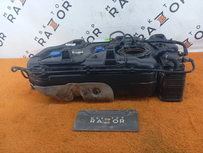 Бак топливный