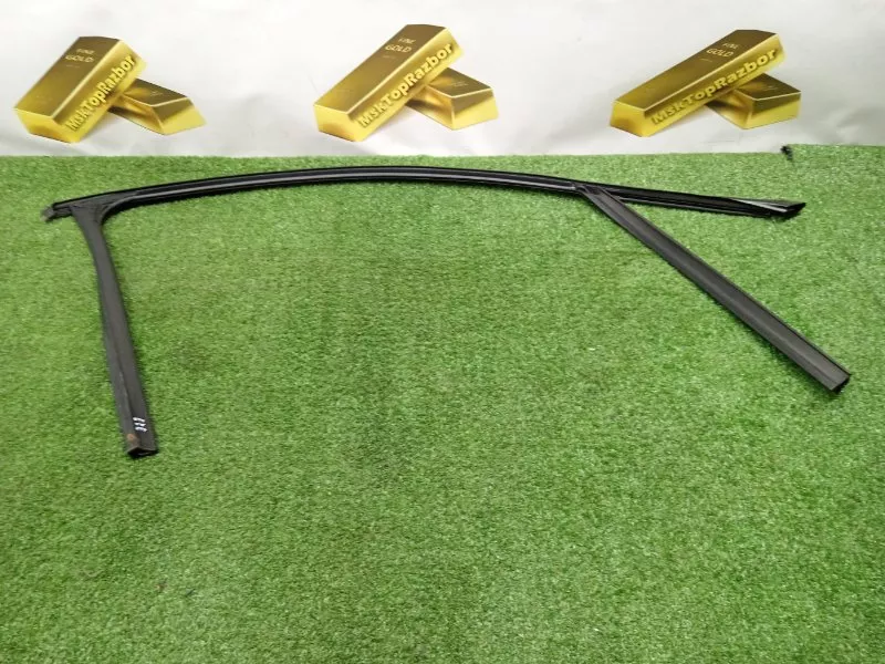 Уплотнитель стекла двери