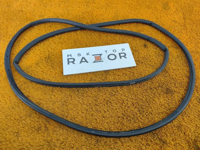 Уплотнитель двери