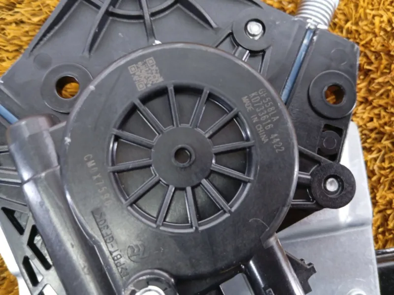 Стеклоподъемник