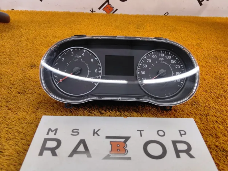 Панель приборов