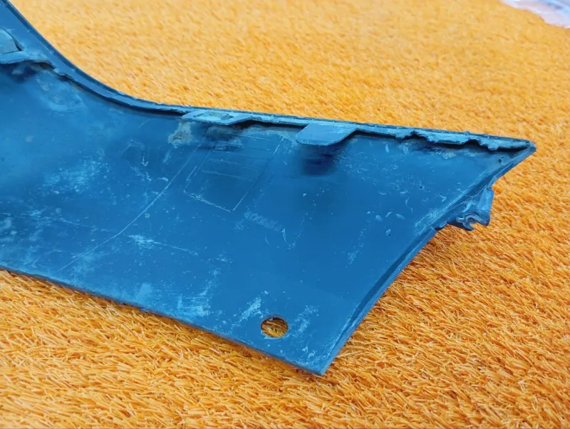 Молдинг бампера