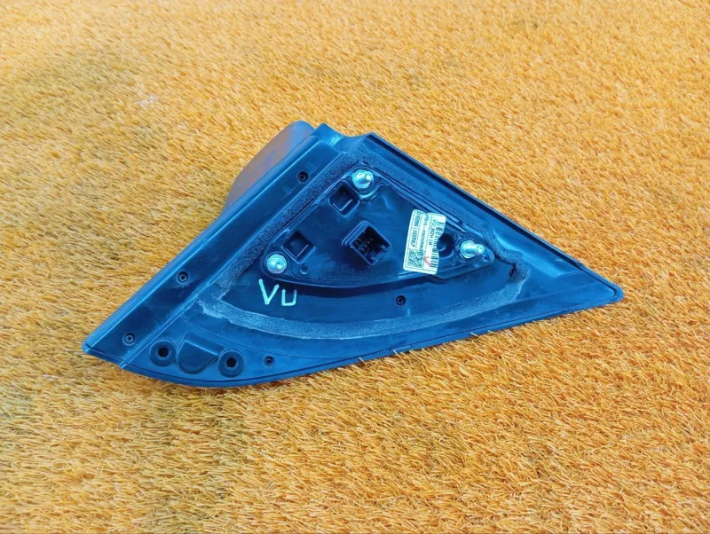 Кронштейн зеркала