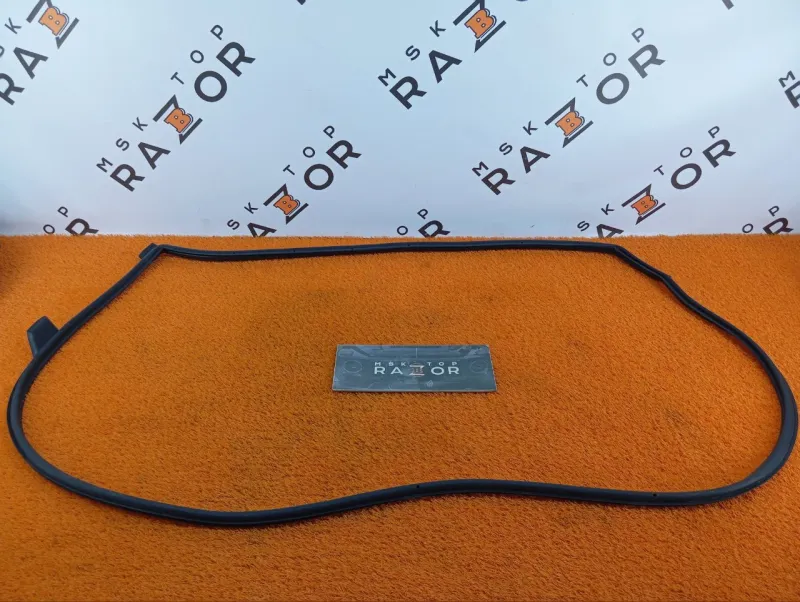 Уплотнитель двери