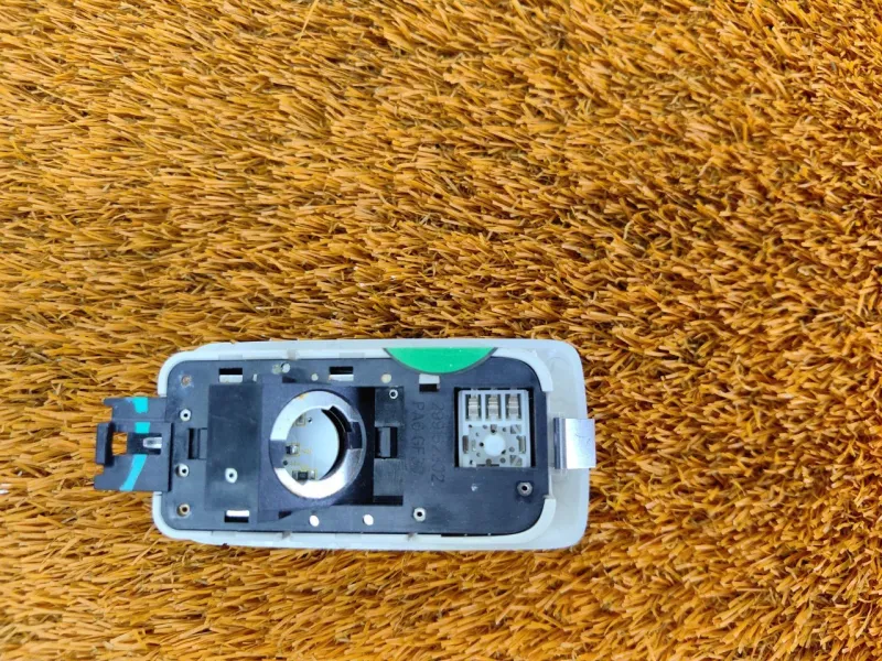 Плафон салонный