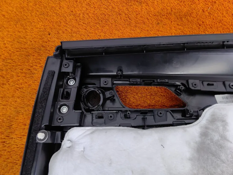 Обшивка двери