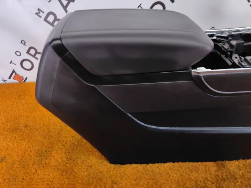 Консоль центральная