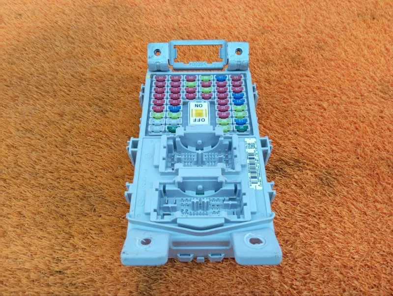 Блок предохранителей