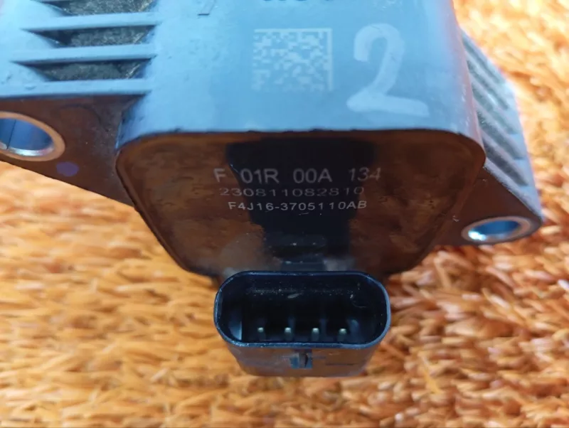 Катушка зажигания Chery Tiggo 8 Pro 2023 F01R00A134 SQRF4J16C