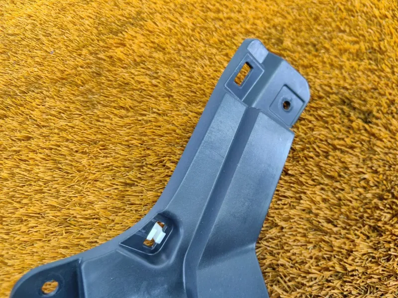 Кронштейн бампера