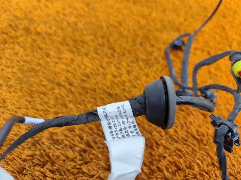 Электропроводка крышки багажника