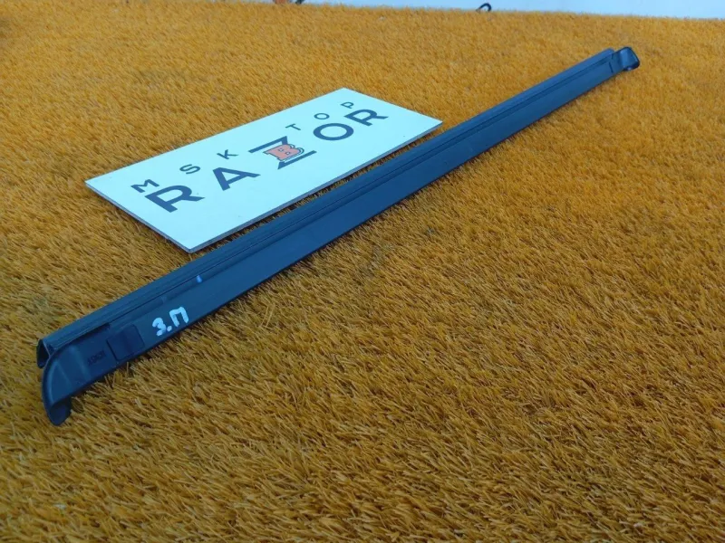 Уплотнитель стекла двери