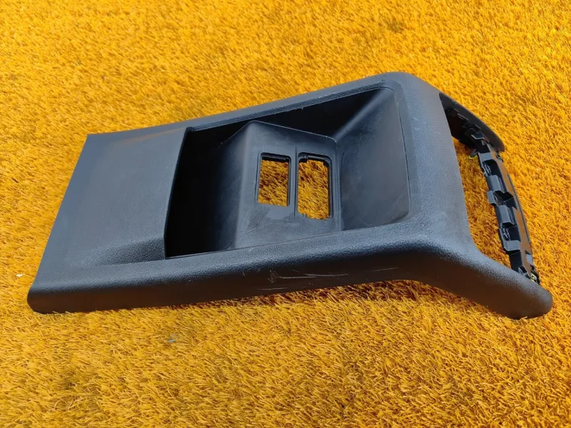 Накладка центральной консоли