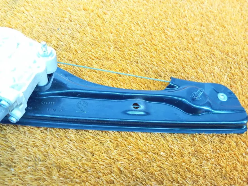 Стеклоподъемник