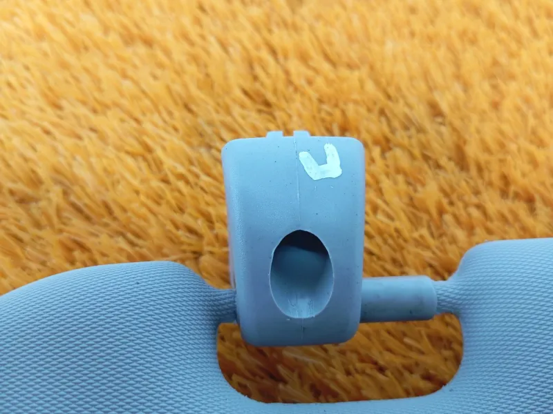 Козырек солнцезащитный