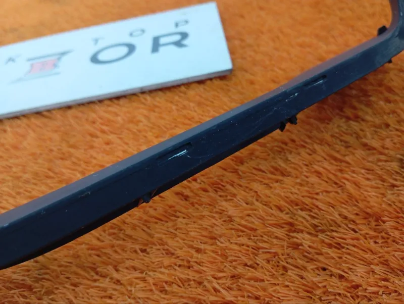 Кронштейн консоли