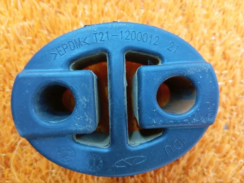 Крепление глушителя