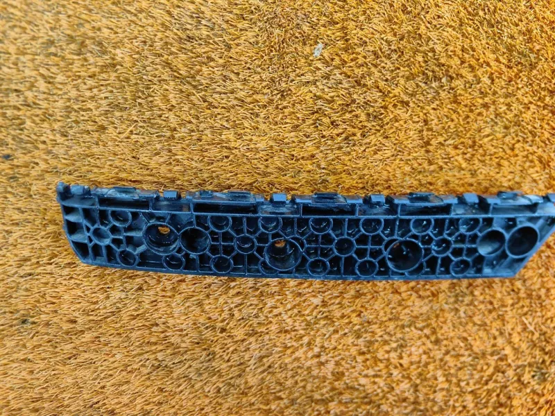 Кронштейн бампера