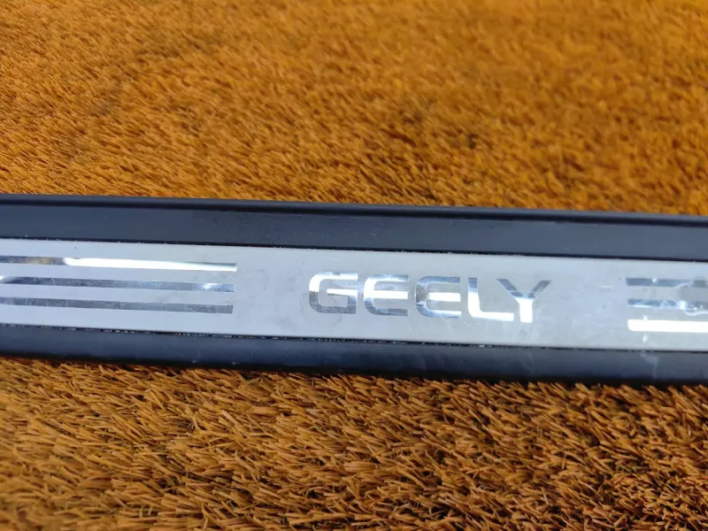 Накладка порога